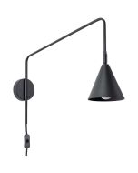 Sollux Nox zwarte wandlamp met een uitval van 61 cm met een kantelbare spot met E14 fitting en snoer van 185 cm met schakelaar en stekker