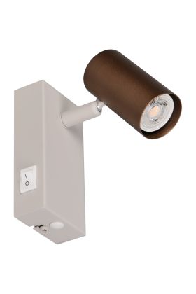 Reality Taryn compacte wandspot met schakelaar van 12cm hoog op een warm grijs wandplaatje en een koffiebruin spotje met een 35mm GU10 lamp